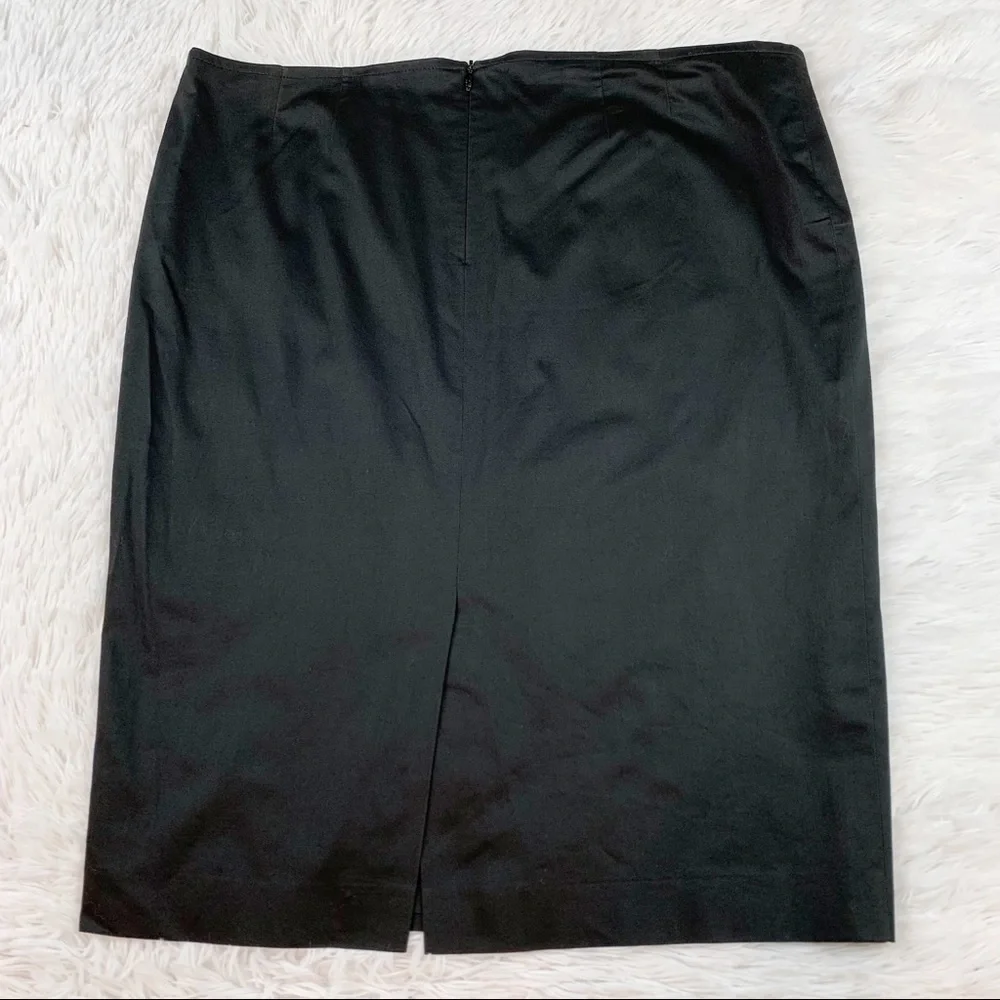 Escada‎ women's size 8 black pencil skirt solid workwear